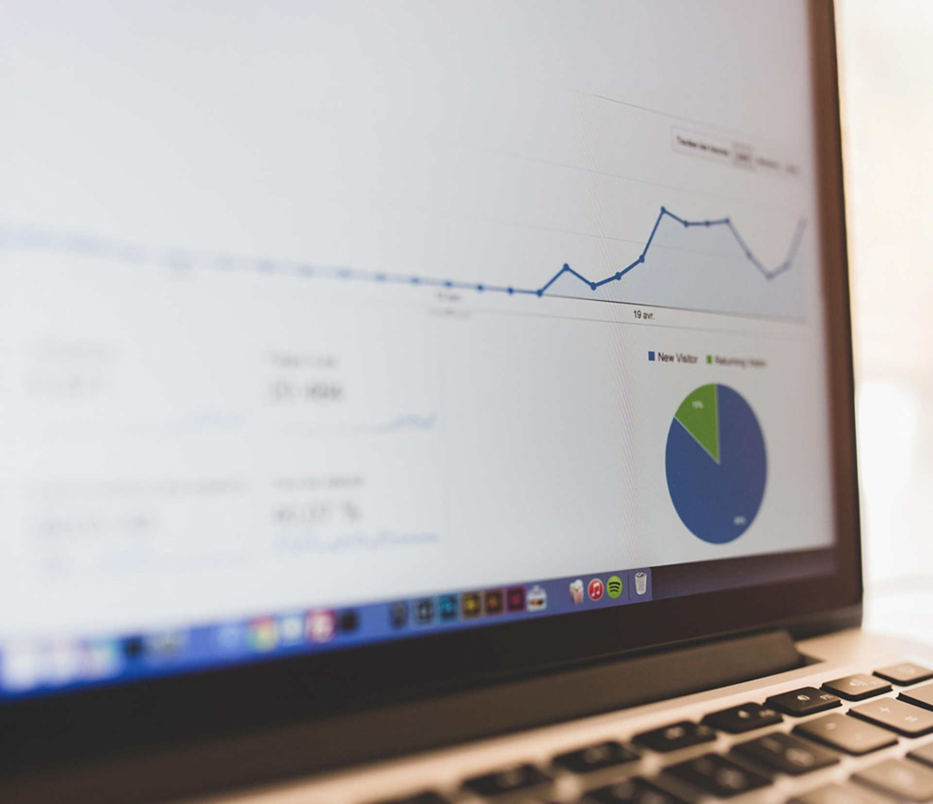 MASTER DATA MANAGEMENT (MDM)